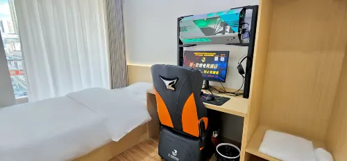Yuan Lingjing E-Sports Hotel