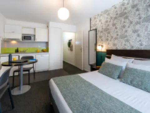 ネメアアパートホテルホームスイートナンシーセンター ナンシーのホテル