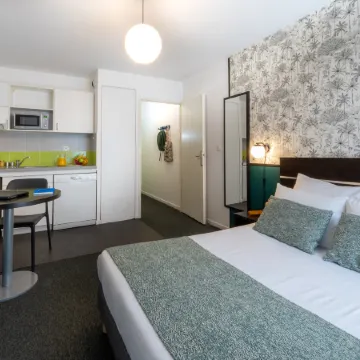 Nemea Appart Hotel Home Suite Nancy Centre