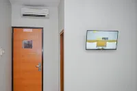 Sunrise Hotel Semarang - Parkplatz