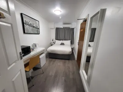 애비 포인트 카페 B&B 윌레스덴 정션 주변 호텔