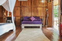 Cemara Beachfront Suite - homestay