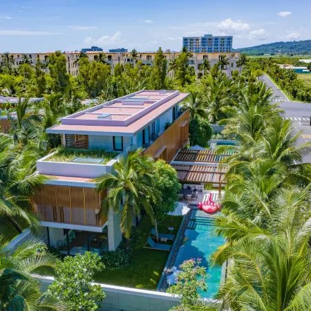 Sailing Pool Villas & Resort Phu Quoc