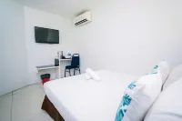 Swing & Pillows @ PJ SS2 Hotels in 