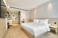 Hi Inn (Xining Railway Station)