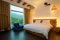 GuLongXiapanshanju - Mountain view