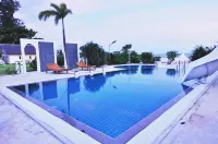 The Princess Beachfront Resort - Beach