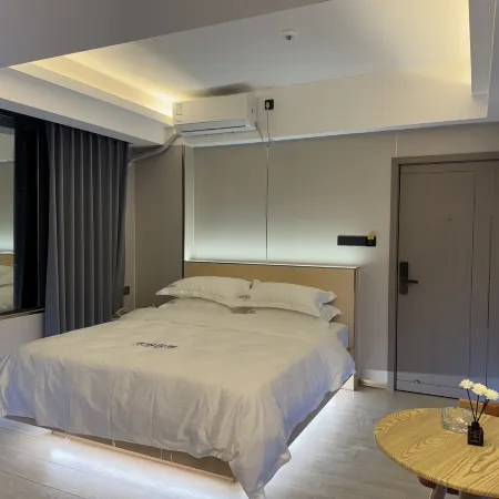 Fanxi Audio-Visual Boutique Stay (Wuyue Plaza)