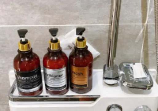 โรงแรมซาเทิร์น