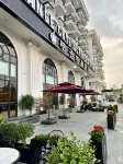 ORANGE CRYSTAL PHOENIX HOTEL Hotels near cong ty co phan dau tu va thuong mai hoang gia