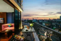 Aurora Central Hotel Hotel in zona Quan Chuong Gate