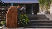 Jiji courtyard