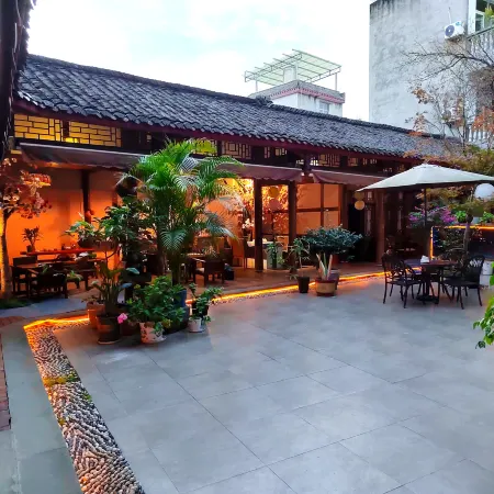 Oude·Hot Spring Private Hot Spring B&B (Chongzhou Street Ancient Town Branch)