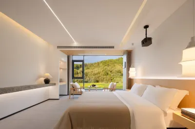 Kele Heart-to-Heart · 270° Terrace Courtyard View Design Boutique Stay (Huangling Scenic Area) Hotels in 