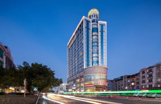 華禹大酒店（鹿寨政務中心店）