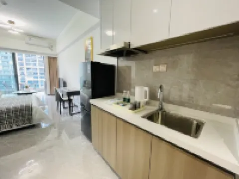 Monsoon Select Apartment (Zhongshan Poly Plaza)