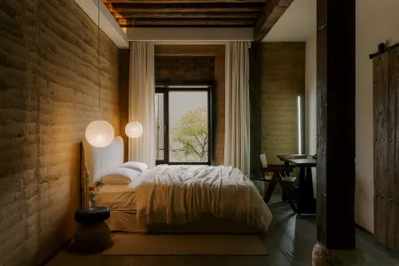 Yunyutian Banshan Homestay Отели рядом с достопримечательностью «Damo Patriarch Cave»