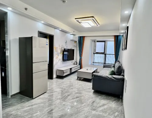 Yuanyi Homestay (Linyi People's Square Wanxianghui)