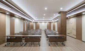 10. 루저우 샹장별원..