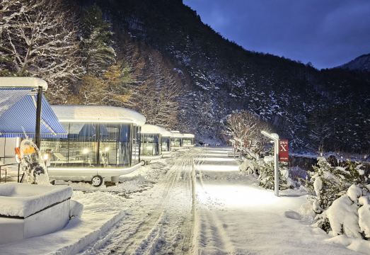 글램핑 내부 시설