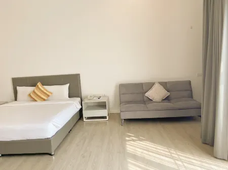 Grand PA Hotel&Resort Lamphun Chiang Mai Отели рядом с достопримечательностью «Sun Watthanatham Changwat Lamphun Rongrian Suan Bun Yo Patham»