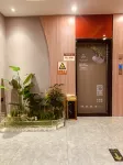 Huaying Select Hotel (Xiangyang North Expressway Toll Station Shop)