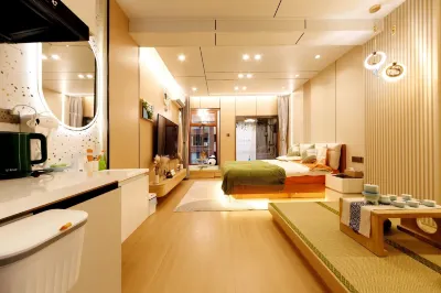 Qingyaju Homestay Hotels near Mossy-Stone Valley