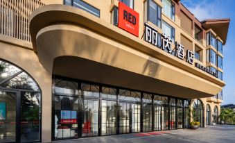 Radisson RED Beihai Weizhou Island