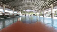 RedDoorz Premium @ Nick Hotel Gerona Tarlac Các khách sạn ở Tarlac City