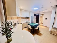 QYZHOU MUGUANG HOTEL