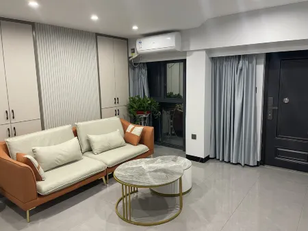 Liuan Huaming Homestay Отели в г. Синьюй