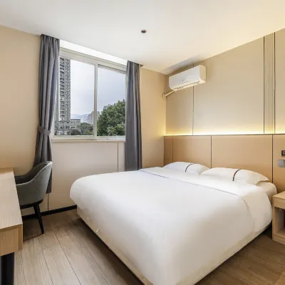99 Business Hotel Chongqing Min'an Hotel berhampiran Kuil Shilin
