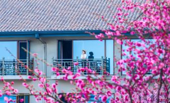 Peninsula Hotel Pingtian