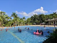 Xiangxieli Nanguo Wenquan Vacation Apartment (Jiahecheng) - Water Park