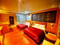 Hua Xiang Motel - Nanzih โรงแรมใกล้สถานี Nanzih Export Processing Zone Station