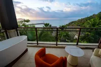 Mountaintop Club Hotel