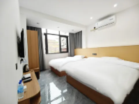 โรงแรมอะมอง ฟลาวเวอร์ส ชางห่าว