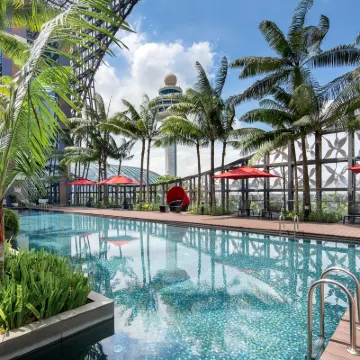 Crowne Plaza CHANGI AIRPORT by IHG Hotels near The Shilla Duty Free Singapore (Changi Airport T3 Departure Transit Hall Gate B)