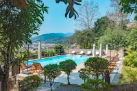 The Sanctuary Pakbeng Lodge - Pools