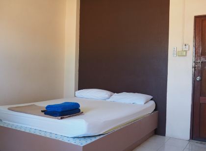 Charinsup hotel