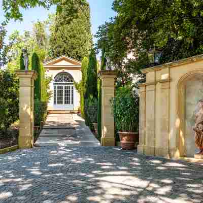 La Villa Gallici - Relais & Châteaux Hotel Exterior