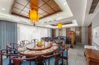 Rezen Retreat Hotels in Dazhou