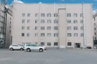 Xinlei Hotel - parking