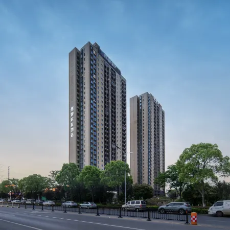 Moke Huanting Hotel (Lens Technology Huanghua Airport)