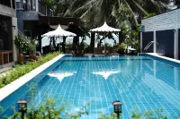 Tharadol Beach Resort Hotels in Tha Sala District
