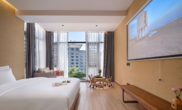 FloraVille Holiday Homestay (Chenzhou Zixing Dongjiang  Branch)