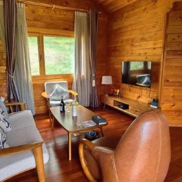 Rice Paddy Luxury Mountain Retreat (Yaxi Ancient Village Scenic Area Branch)