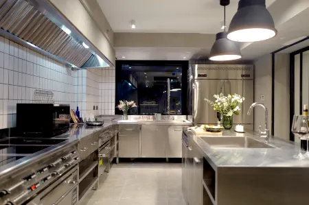 Stey Hotel （Beijing Tiananmen Wangfujing） Отели рядом с достопримечательностью «Beijing Normal University Qiujiduan Stadium»