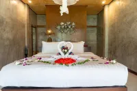 Long Beach Chalet