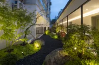 ANMI HOTEL Hoteller i 